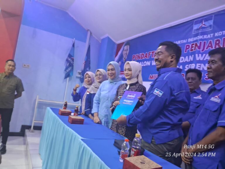 Vinanda Pramesti Daftar ke Partai Demokrat untuk Calon Walikota dan Wakil Walikota Kediri 2024