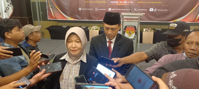 KPU Kota Kediri Secara Sah Lantik 138 Anggota PPS untuk Pemilihan Gubenur dan Walikota 2024