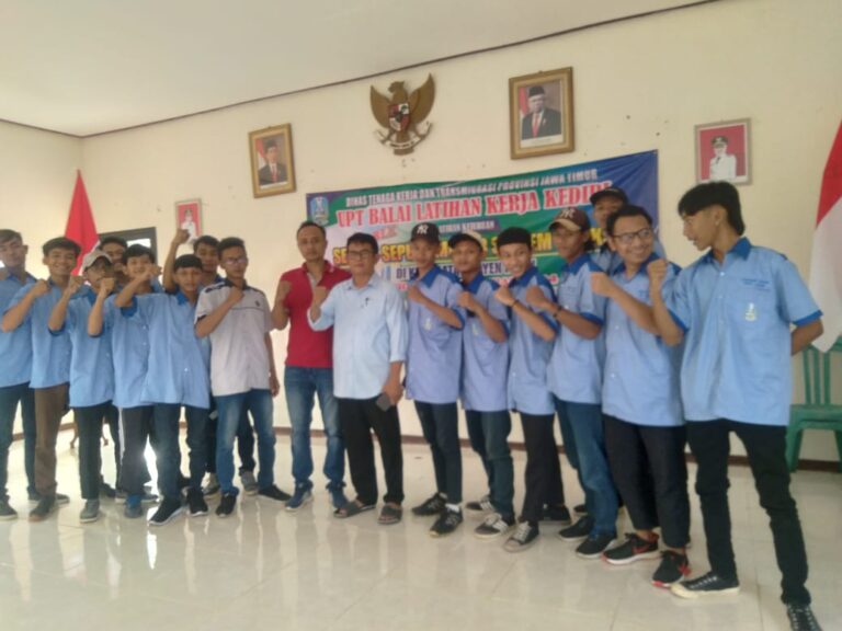 Pelatihan Tehnik Sepeda Motor Mendorong Semangat Enterpreneur Remaja