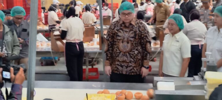 Bupati Kediri Kunjungi Pabrik Roti di Ngadiluwih, PT Jenggolo Maju Mapan