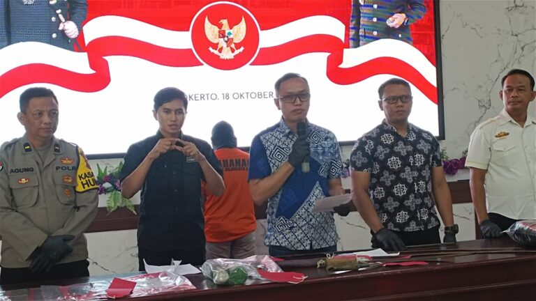 Dua Kelompok Gangster Mojokerto Tawuran, Empat Pelaku Berhasil Diamankan Polisi
