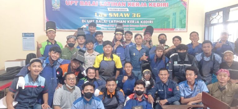 Ikuti Pelatihan Las di UPT BLK Kediri Guna Tingkatkan Status Helper Jadi Welder