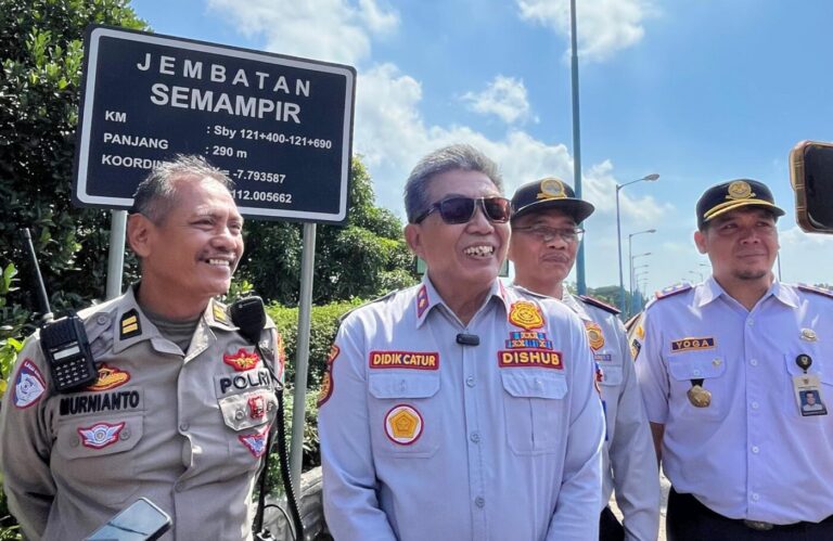 Jembatan Semampir Resmi Ditutup Total, Dishub Kota Kediri Siapkan Rute Pengalihan Arus hingga 12 November 2025 Mendatang