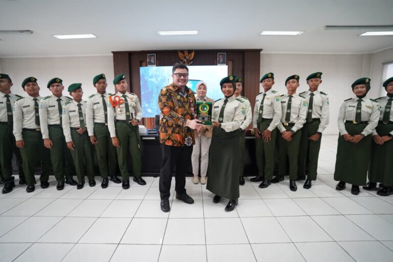 Mas Dhito Terima Kunjungan Siswa-siswi SMAN 5 Taruna Brawijaya Kediri