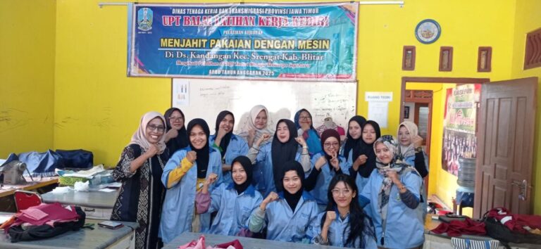 UPT BLK Kediri Gelar Pelatihan Menjahit dengan Mesin di Srengat Kab. Blitar