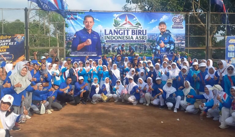 Aksi Peduli Terhadap Masyarakat, DPC Kota Kediri Rayakan HUT Partai Demokrat ke 25 dengan Menggelar Gerakan Langit Biru Indonesia Asri